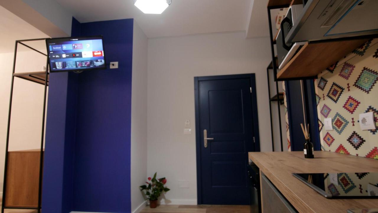 Koni'S Studio Apartments Tirana Kültér fotó